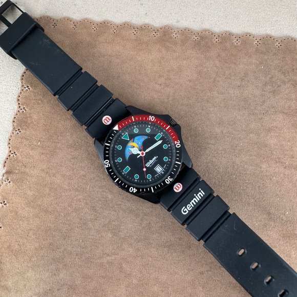 Vintage Wilson/Gemini Moon Phase sports watch - Picture 5 of 10